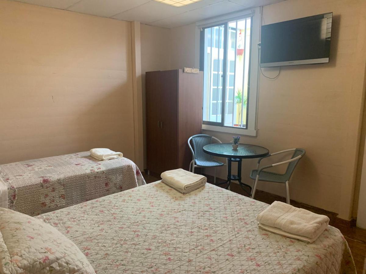 Hostal Iria Antofagasta Buitenkant foto